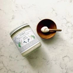 Between You And The Moon Moisturiser (Christmas Limited) Vita-C Black Currant Body Cream 聖誕限量版黑醋栗提亮緊緻潤膚乳