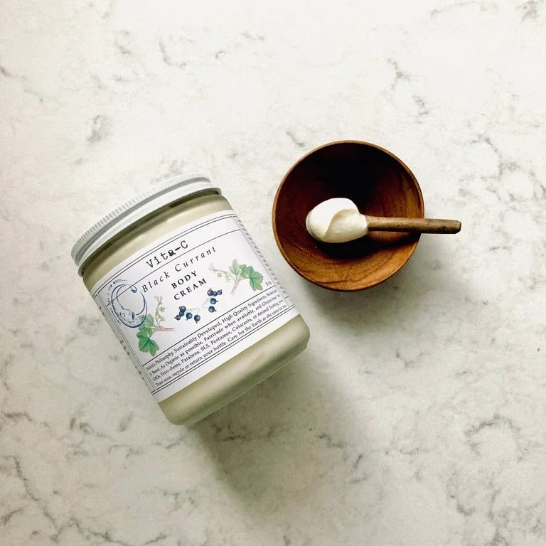 Between You And The Moon Moisturiser (Christmas Limited) Vita-C Black Currant Body Cream ččŖééēé»éę ęäŗ®ē·ē·»ę½¤čä¹³